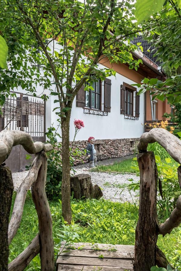 Pajta Apartman Эгер Экстерьер фото